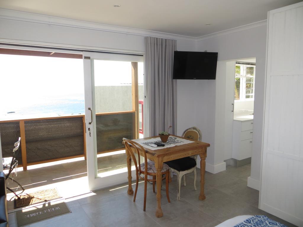 Camps Bay Studio Guesthouse - Studio Kapstaden Eksteriør billede